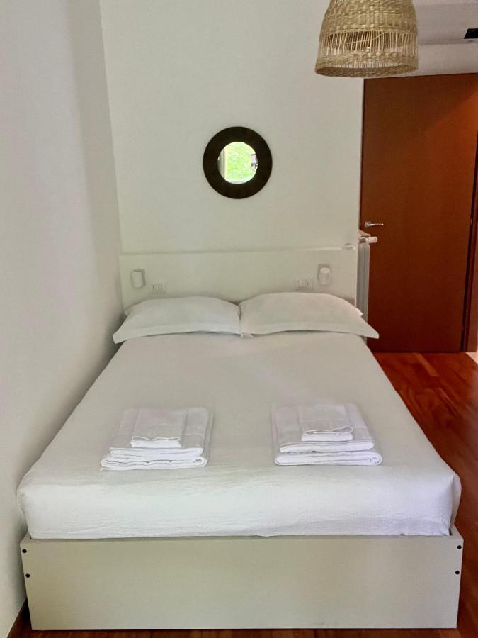 Giardino E Piscina Apartment 贝拉焦 外观 照片